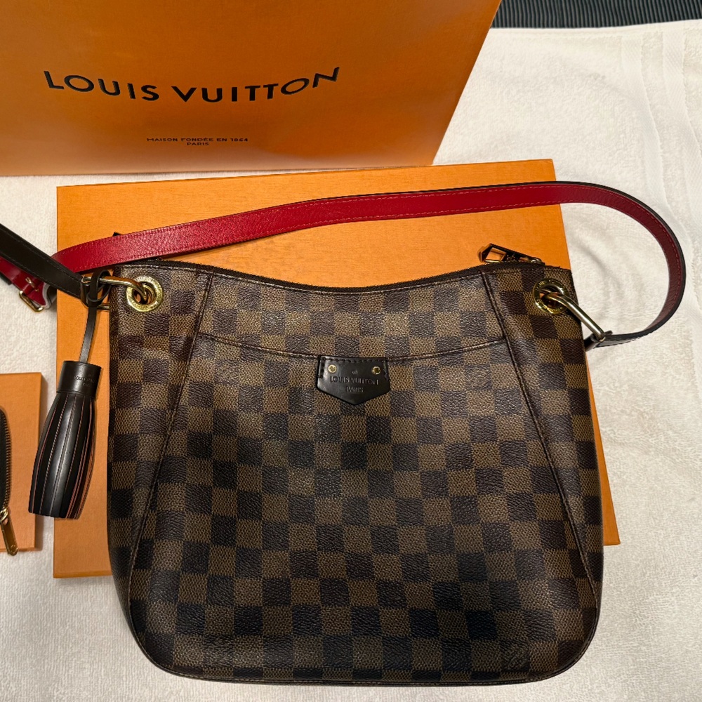 Louis Vuitton Brown Checkered Shoulder Bag/Purse